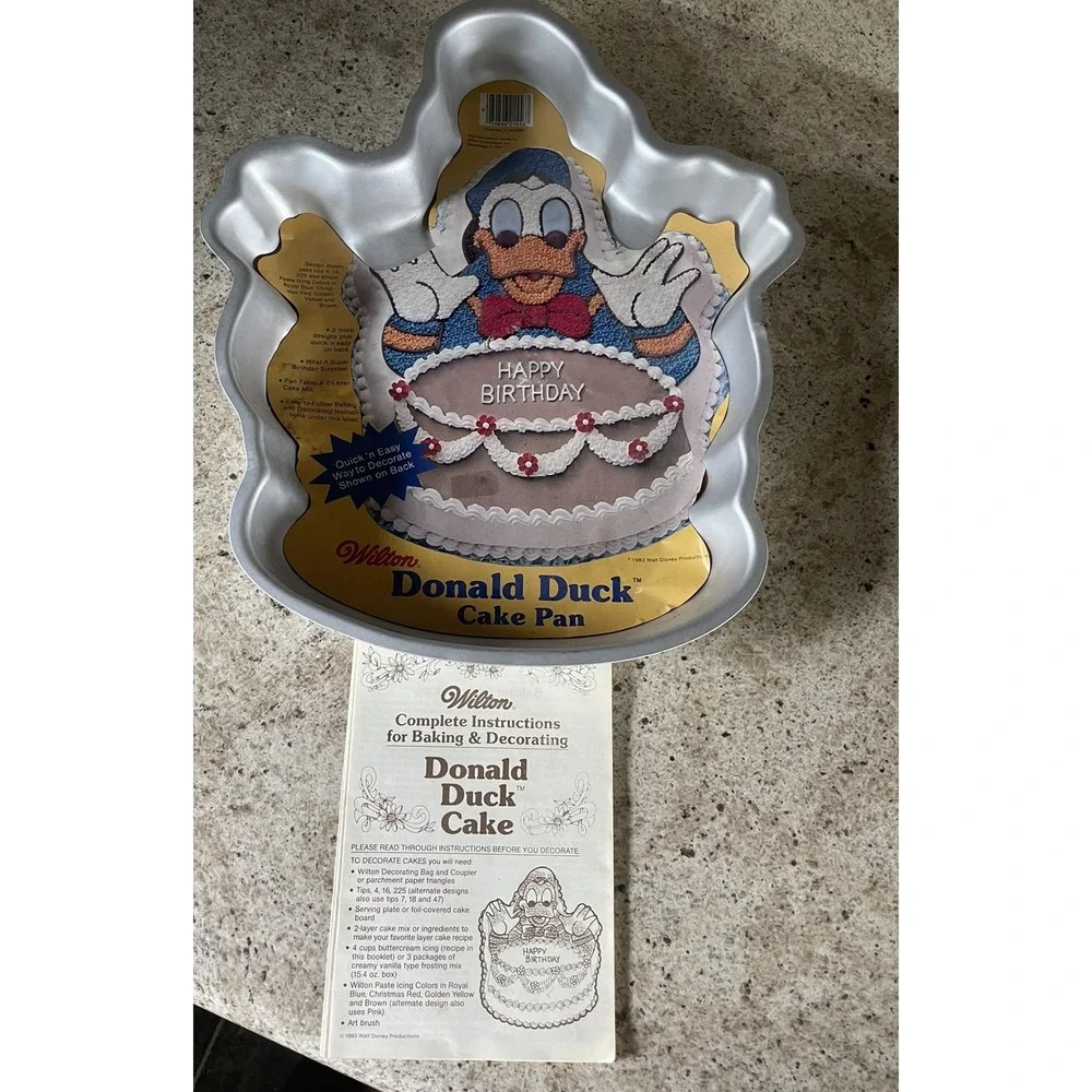 Wilton Vintage Donald Duck Cake Pan 1983 Happy Birthday With Recipe Insert